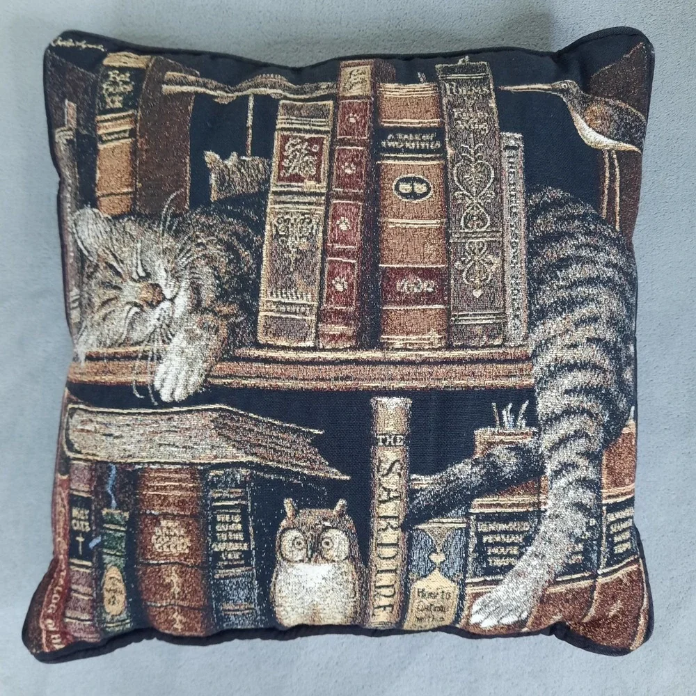 Frederick the Literate Charles Wysocki Tapestry Throw Pillow Library Cat Vintage